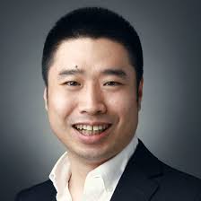薄益群